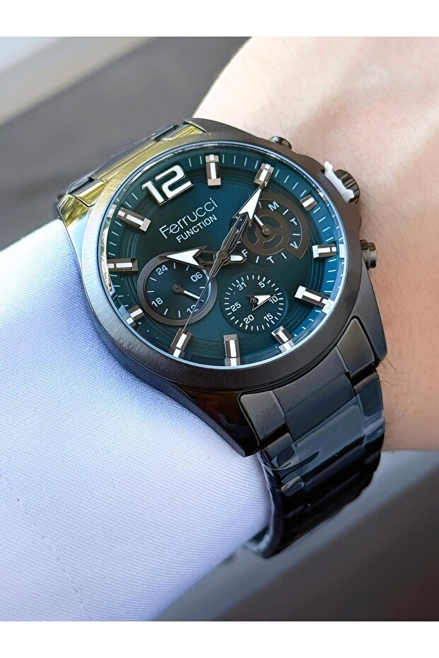 Function Men's Wristwatch Oil Green Dial Black Metal Band Modern Function