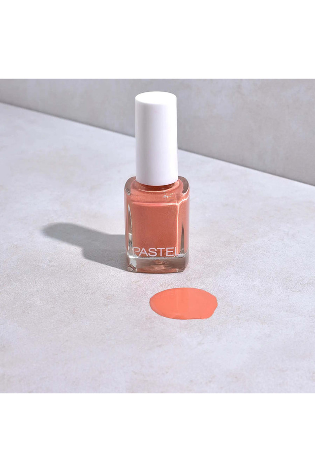 طلاء الأظافر - 1