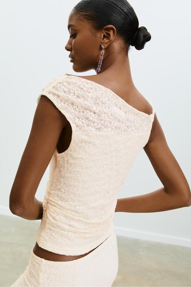 Dantelli Asimetrik Üst - 4