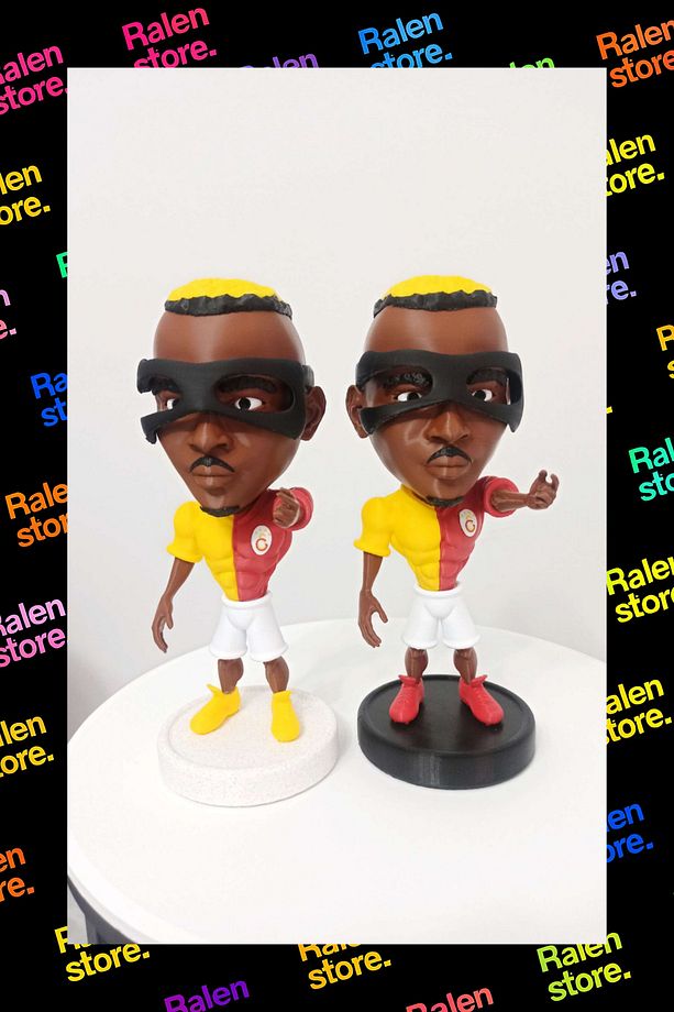 Viktor Osimhen Figürü – Yüksek Kalite 3D Baskı - Futbolcu Heykeli - Figür - 3