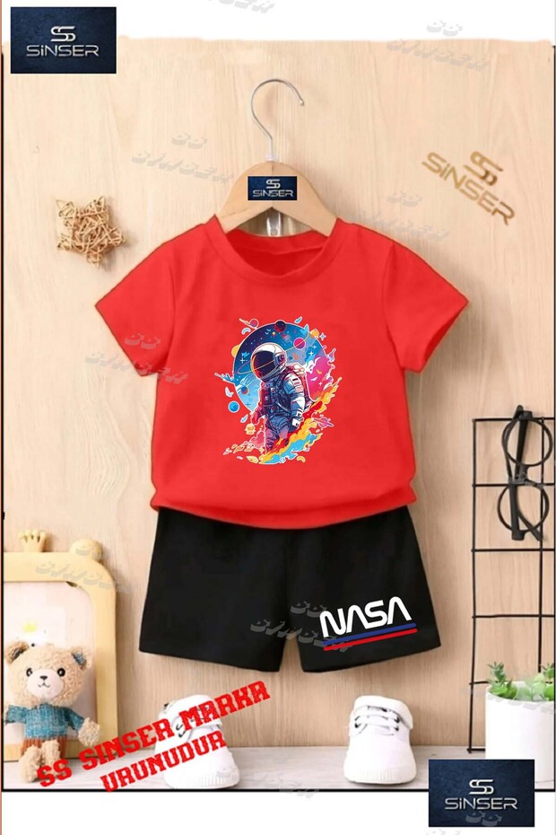 Children's Unisex “Astronaut Circle Colorful Pattern“ Custom Printed Crew Neck T-Shirt - Shorts Set
