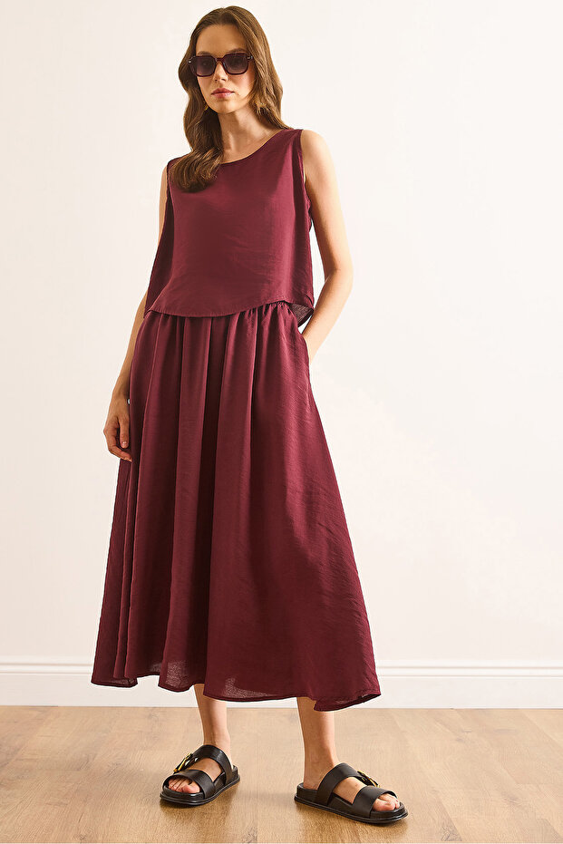 Women's Burgundy Top Blouse Bottom Pocket Skirt Soft Textured Suit Tkm-19000414