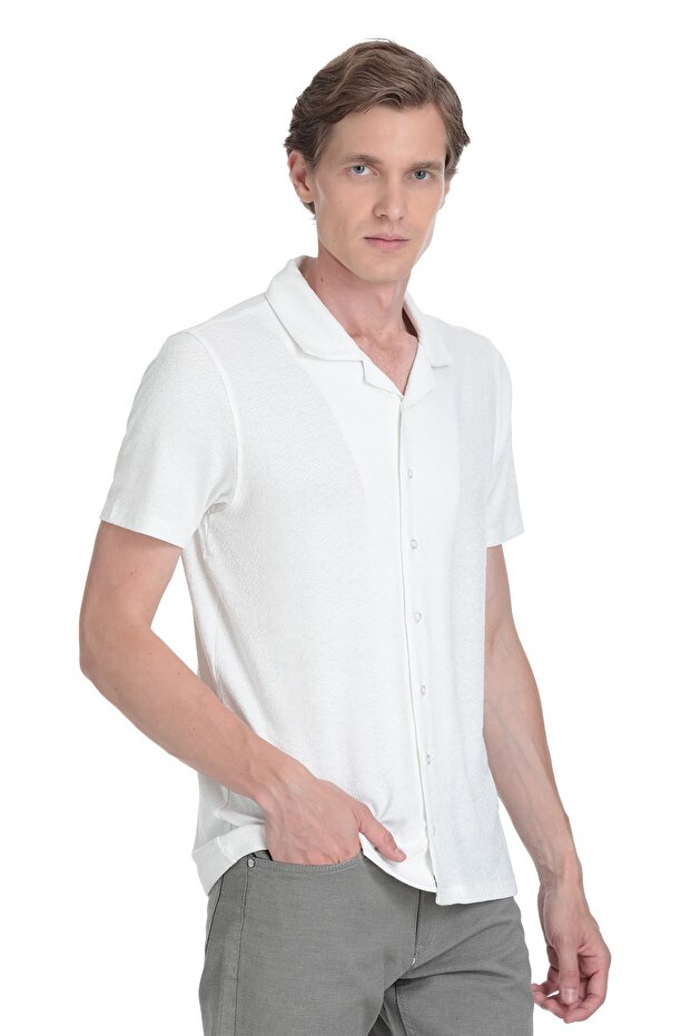 Beyaz Regular Fit Apaş Yaka Gömlek - 1