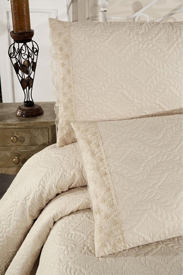 Zoya Dantelli Kapitoneli Ultrasonik Çift Kişilik Yatak Örtüsü Bej - 7