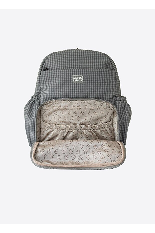 حقيبة ظهر مريحة باللون الأسود - 3