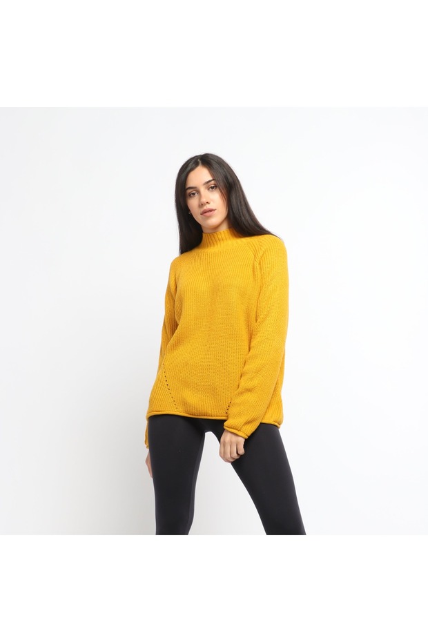 Loose-Fit Long Sleeve Solid Blouse