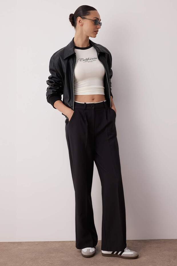 Siyah Kemer Detaylı Wide Leg/Geniş Paça Dokuma Pantolon TWOAW24PL00341 - 2
