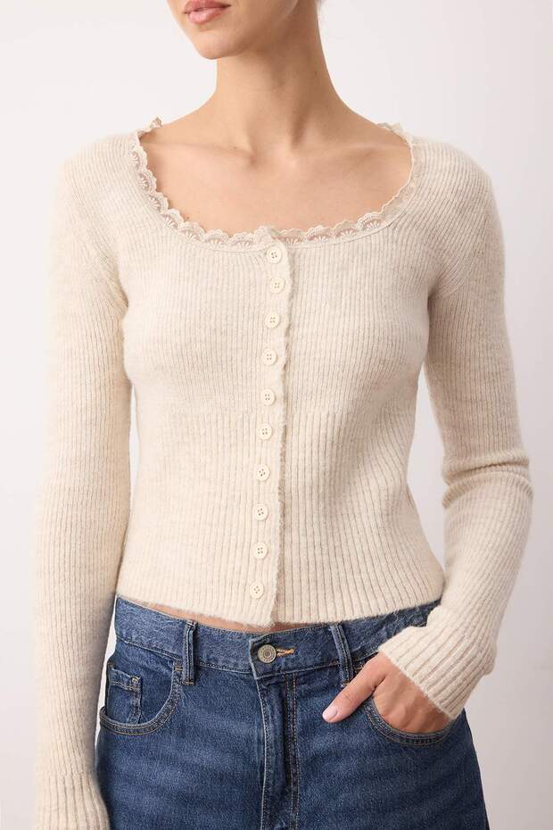 Taş Crop Dantel Garnili Kare Yaka Yumuşak Dokulu Fitted/Vücudu Saran Triko Hırka TWOAW26HI00061 - 4