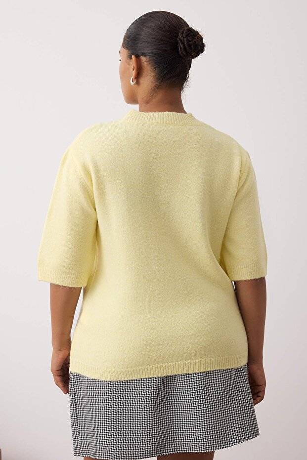 Tenký úpletový svetr s vyšívanou mašlí TBBAW26AN00007 - 4