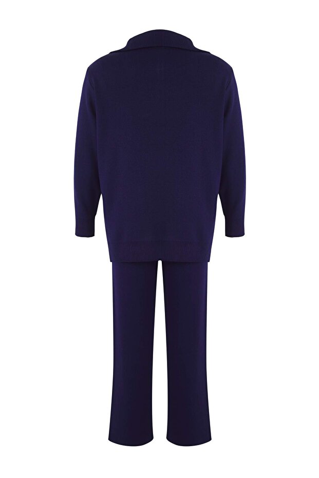 Granatowy, dzianinowy komplet z kołnierzykiem wywijanym i ozdobnymi paskami TBBAW26CP00001 - 8