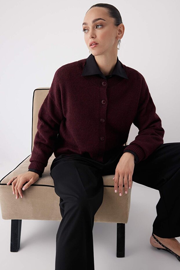 Wardrobe Essentials Bordo Alpaka Yünü Karışımlı Geniş Kalıp Triko Hırka | TWOAW26HI00089 - 1