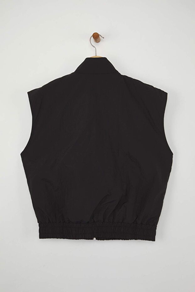 Siyah Oversize Kalıp Fermuarlı İnce YelekTWOAW26YE00022 - 7