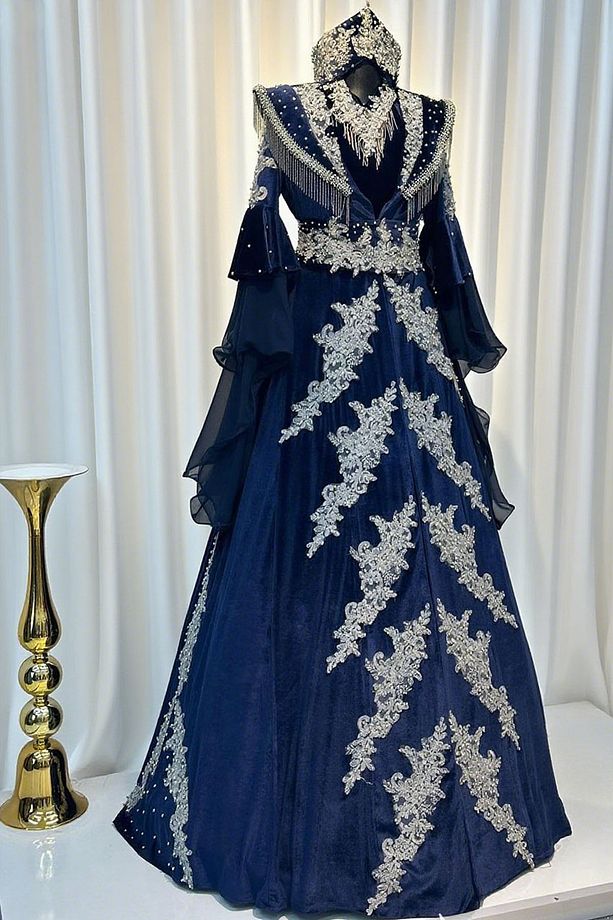 LACİVERT KADİFE BİNDALLI KAFTAN KINA GECESİ ELBİSESİ SETİ TAÇ-KEMER-KOLYE + TARLATAN - 1