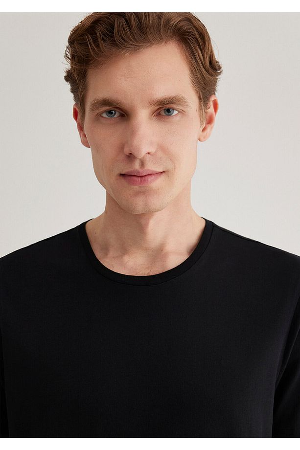 Siyah Basic Tişört Slim Fit / Dar Kesim 065574-900 - 5