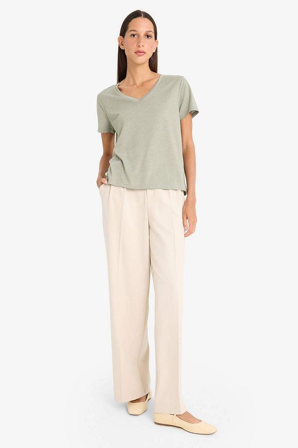 Regular Fit V Yaka Basic Düz Kısa Kollu Tişört F4214AXNS - 2