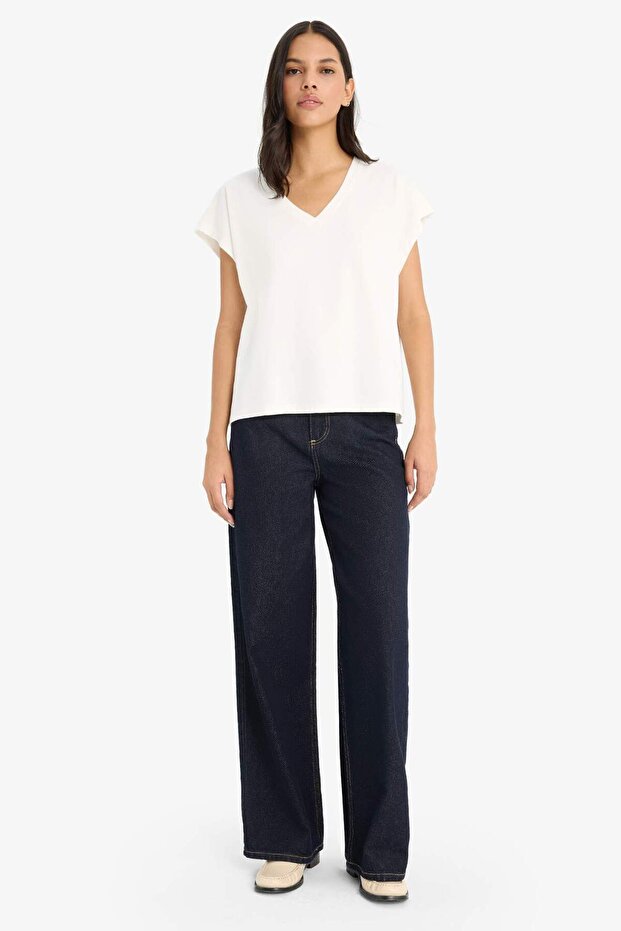 Regular Fit V Yaka Basic Düz Premium Kolsuz Tişört E5486AX25SP - 2