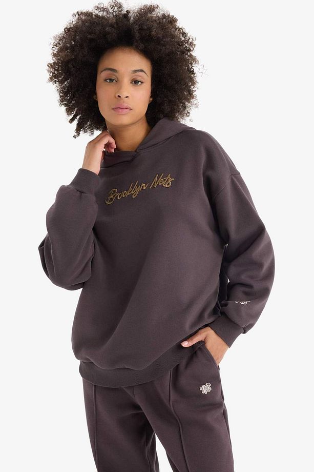DeFactoFit NBA Brooklyn Nets Oversize Fit Kapüşonlu Kalın Kumaş Sporcu Sweatshirt D6117AX25SP - 3