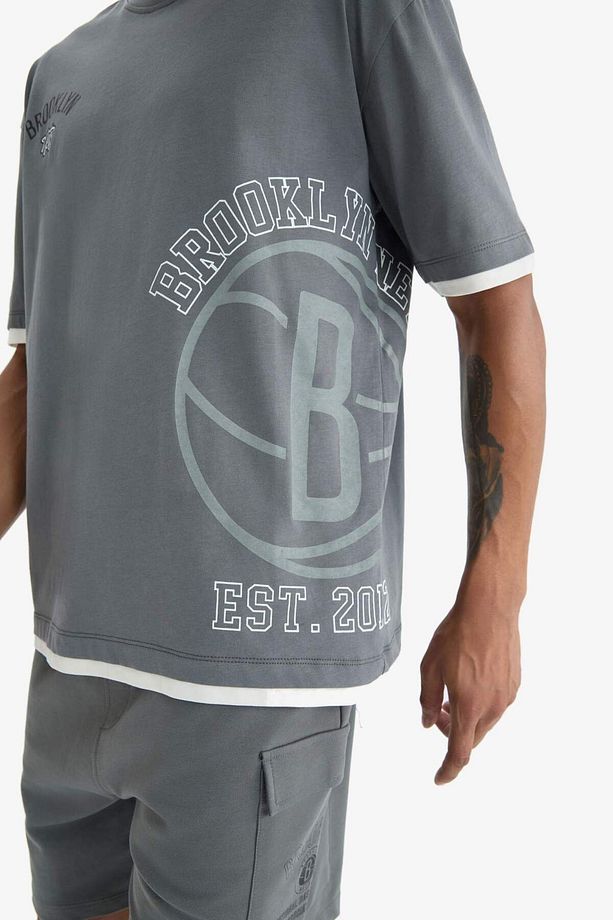 DeFactoFit NBA Brooklyn Nets Oversize Geniş Kalıp Bisiklet Yaka Kısa Kollu Tişört D8610AX25SP - 6
