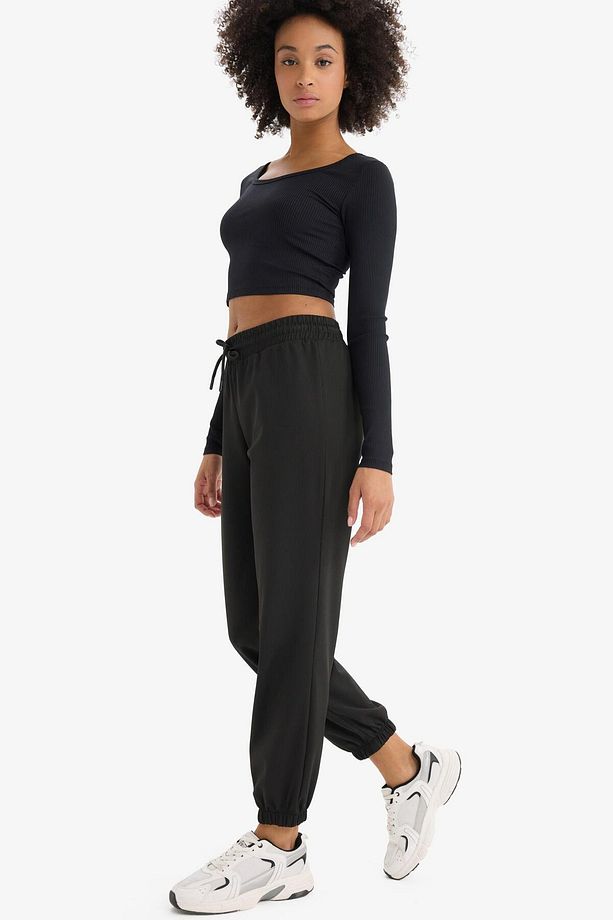 DeFactoFit Standart Fit Çift Cepli Paçası Lastikli Standart Boy Sporcu İnce Eşofman Altı A4557AX24SP - 4
