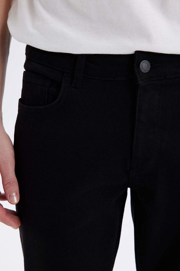 Pedro Slim Fit Dar Kalıp Normal Bel Dar Paça Siyah Jean Pantolon E5367AX25SP - 5