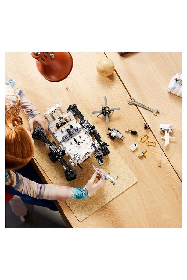 Technic NASA Mars Rover Perseverance 42158 - 7