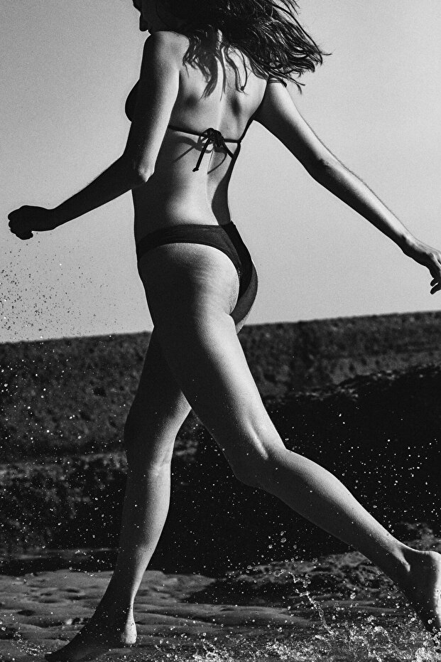 Dolgulu Üçgen Bikini Üstü - 4