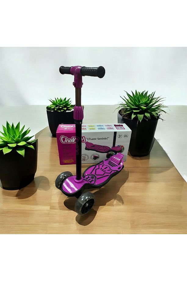 SCOOTER Işıklı Teker Geniş Taban ve Fren 3 ile 7 Yaş Arası Uygun 3 Kademeli Direksiyon 100kğ Taşıma - 1