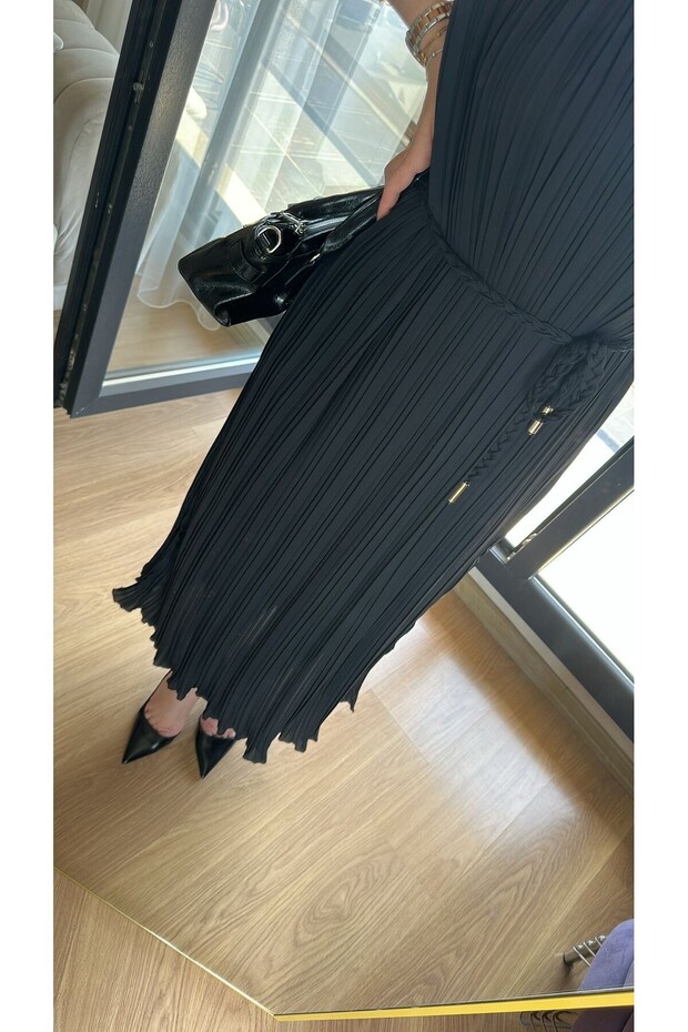 Pliseli Midi Elbise – Kuşak Detaylı Şıklık - 3