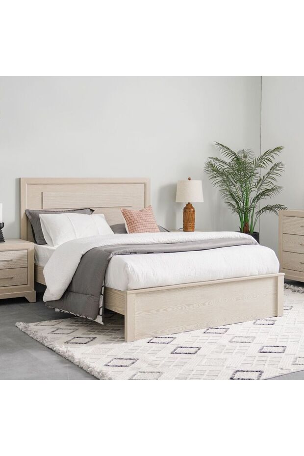 Ryan 150x200 Queen Bed - Antique Grey Ash Veneer L157.8xW208xH120cm