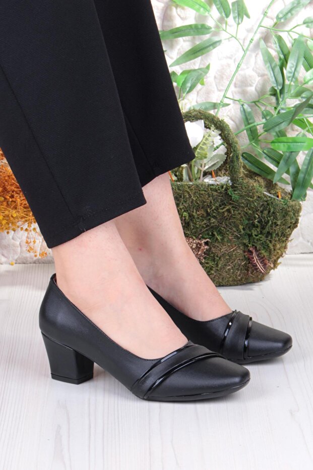 168675 Nur Comfortable Flexible Low Heeled Women's Shoes
