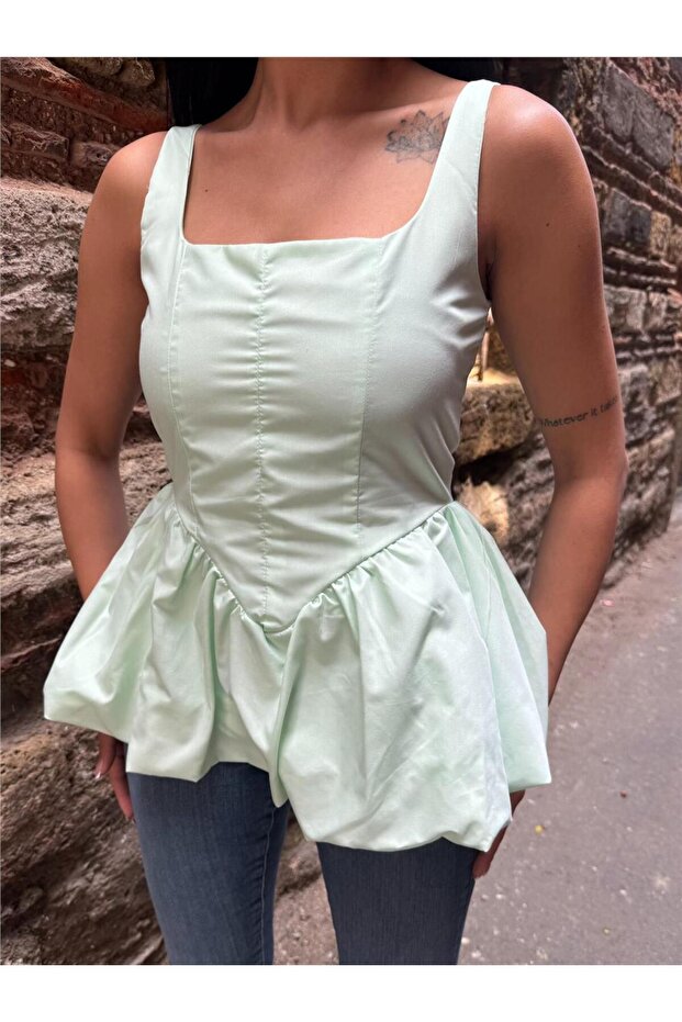 بلوزة بياقة مربعة من البوليستر والقطن النعناعي - 1