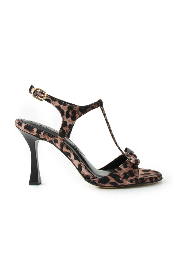 Leopar Desenli Tokalı T Bantlı Açık Burun İnce Topuklu Abiye Stiletto Sandalet | Gece Şıklığı - 4