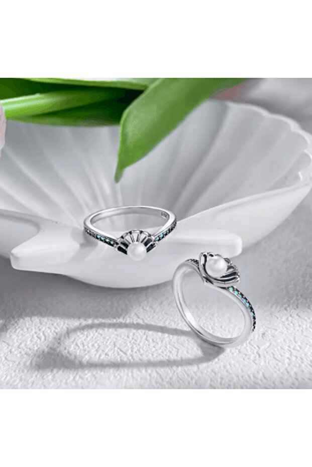 Delicate Pearl and Shell Ring - 1