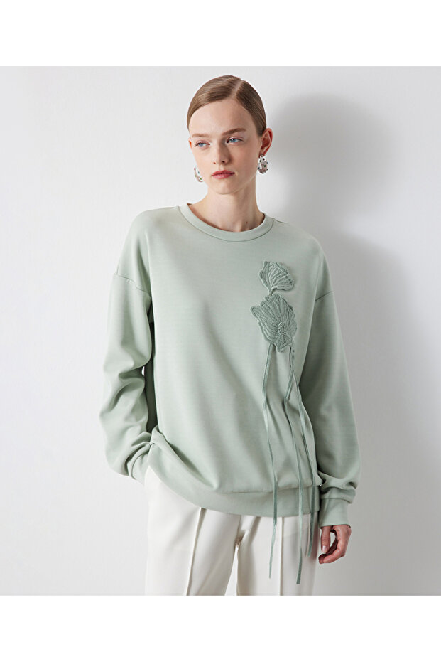 سويت شيرت منقوش بالزهور - 1