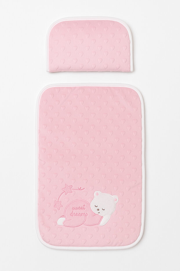 فتح الطفل السفلي