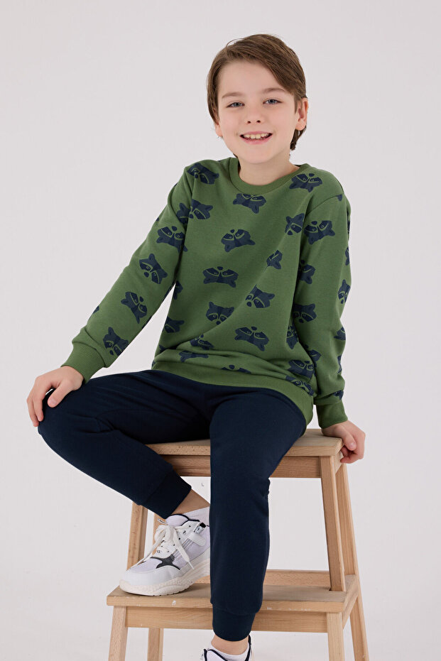 طقم رياضي للأولاد باللون الأخضر - 1