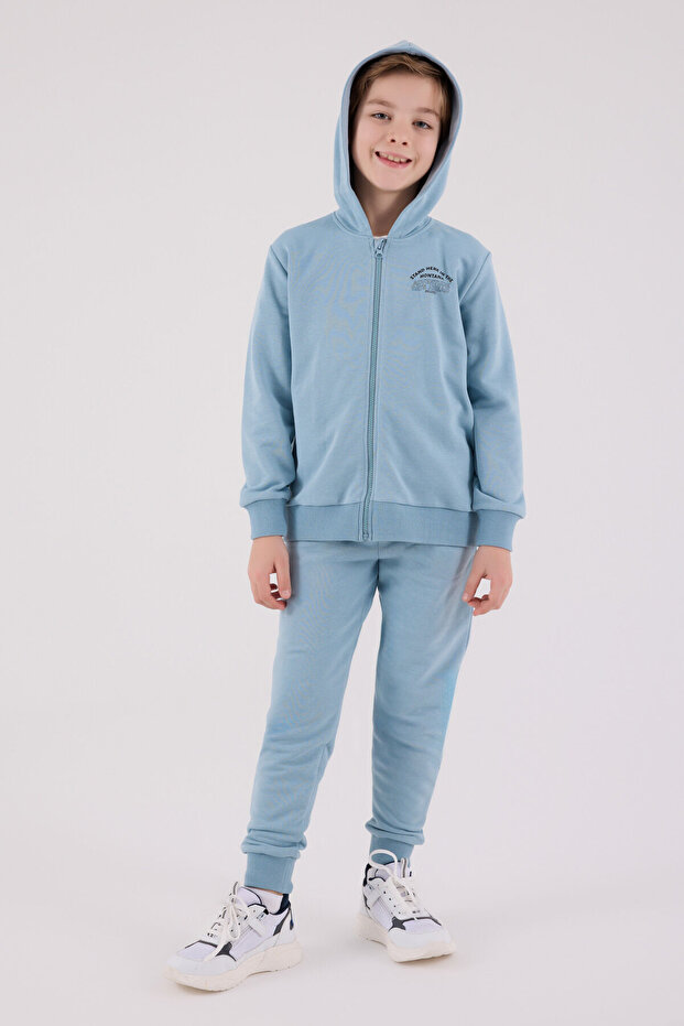 طقم رياضي للأولاد باللون الأخضر - 3