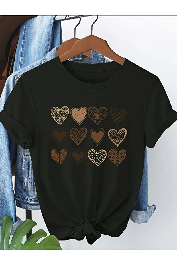Oversize Circleneck T-Shirt with Heart Pattern Print
