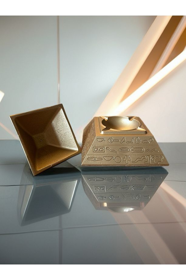Elithé Studio Mat Gold Piramit Kül Tablası – Dekoratif El Yapımı Obje - 6