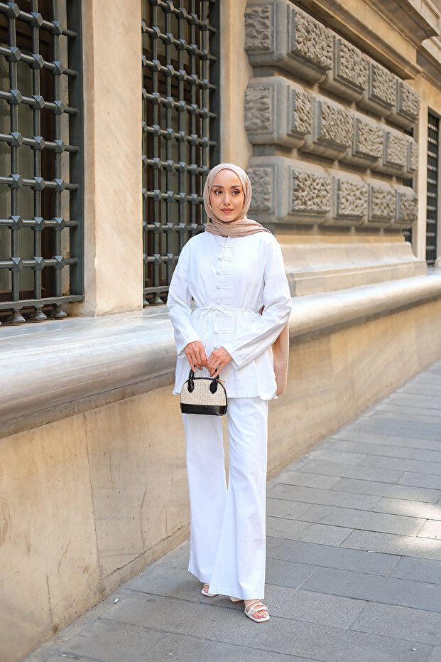 Women's Clandestina Button Detailed Suit White