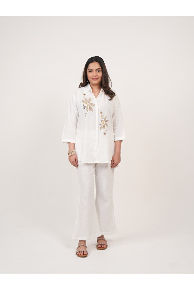 Ivory Grace Embroidered Co-Ord Set – White Cotton Kurta & Flared Pants