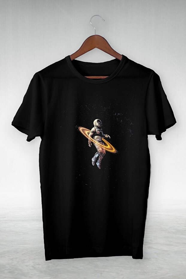 Vtshirt أسود - رائد فضاء كوكب - Y-006