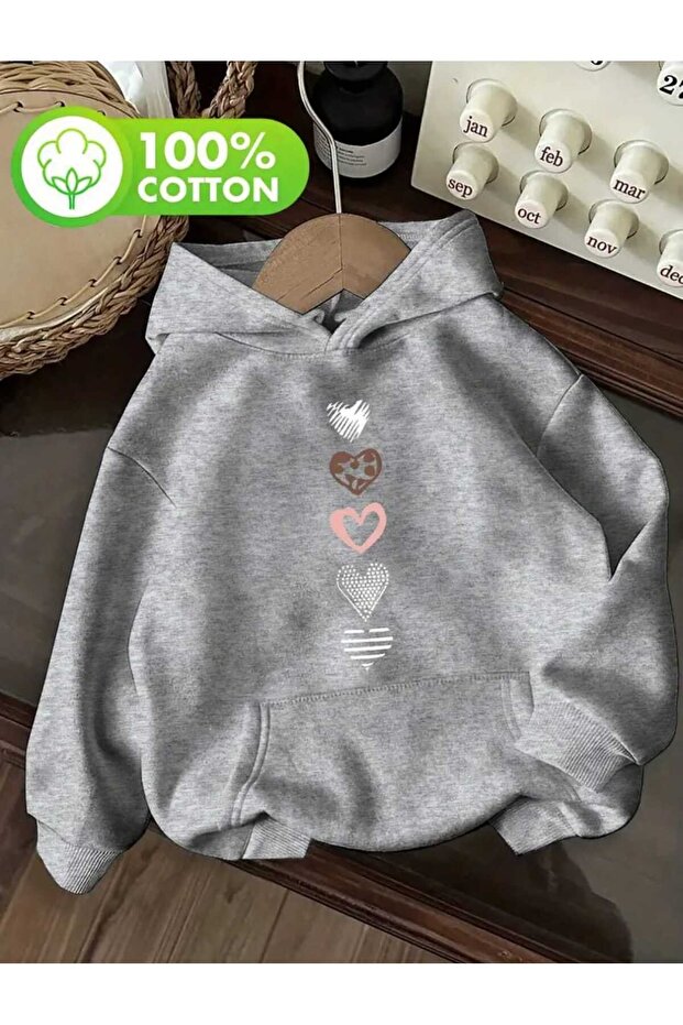Five-Piece Upright Heart Printed Hooded Pocket Gray Sweatshirt with Wool Inside