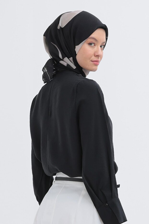 Eșarfă neagră-baroc - 2