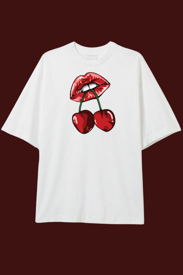 Cherry Lip Printed Oversize T-Shirt