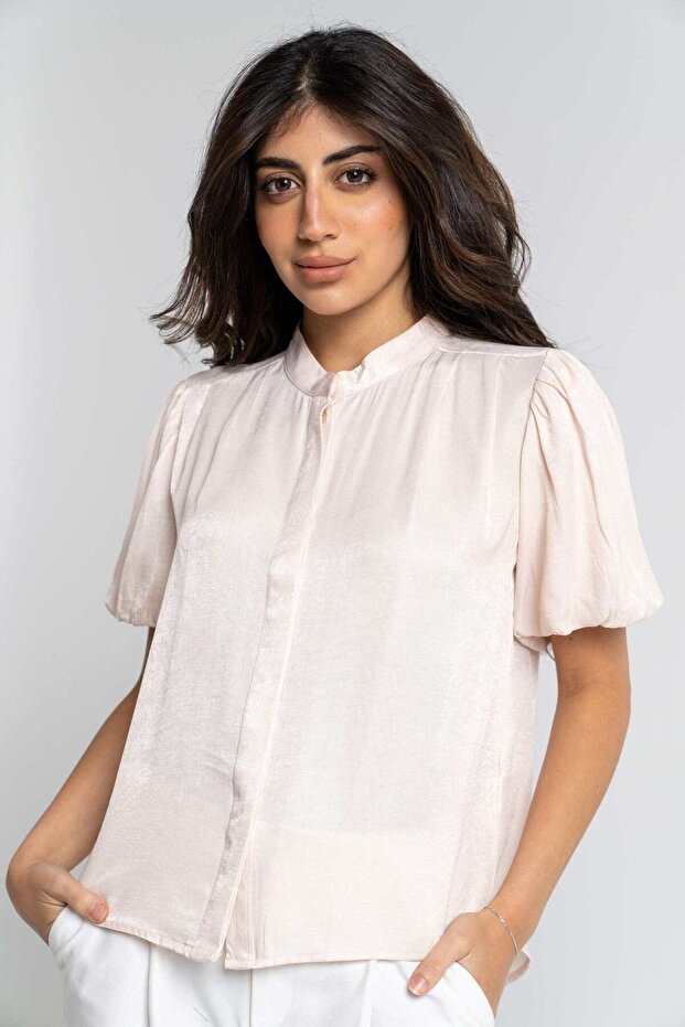 بلوزة سادة برقبة دائرية وأكمام قصيرة - 1