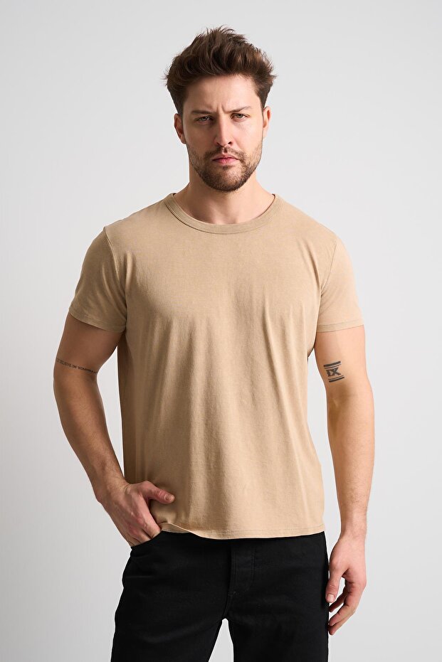 Unisex Basic T-shirt - 1