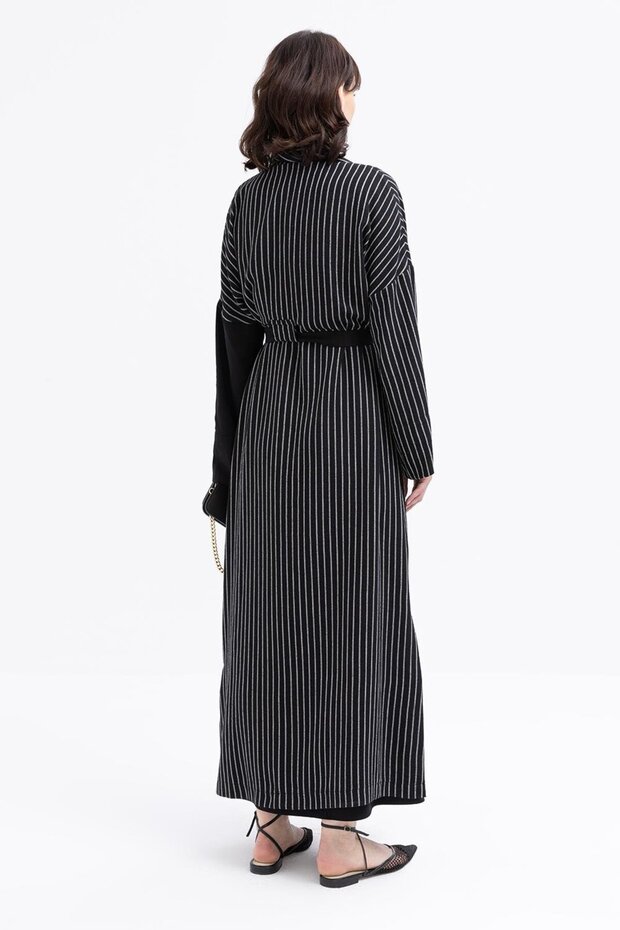 Siyah-Hırkalı Kolsuz Elbiseli Takım - 4