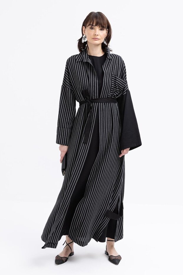 Siyah-Hırkalı Kolsuz Elbiseli Takım - 2