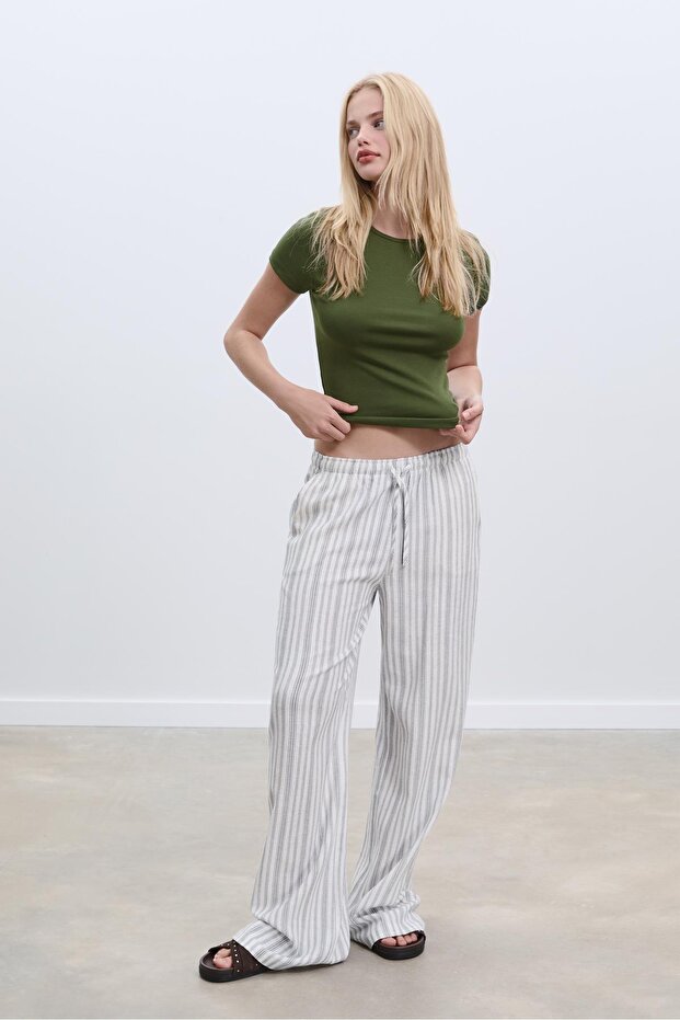 Slim fit basic t-shirt - 1